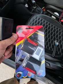 seatbelt holder