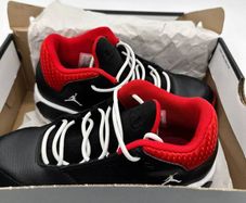 Air Jordan's Nike / Kids Basketball shoes