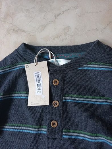 Leigh Tucker Long Sleeved Top.  Age 5-6 years.   B.N.W.T