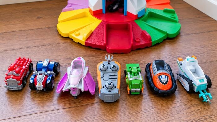 PAW Patrol Lookout Tower Playset + 7 Vehicles