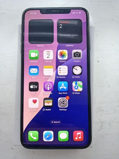 iphone Xs max and smartwatch