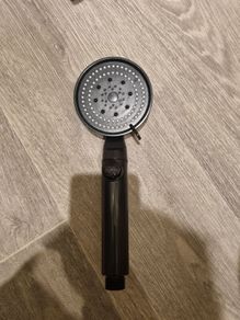 Black Shower head