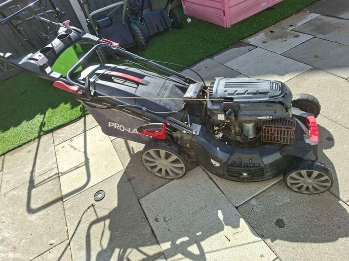 petrol lawnmower with selfdrive
