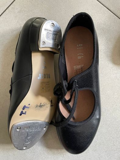 Tap Shoes size 5