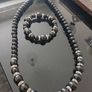 Lovely beaded necklace and bracelet set Image 5