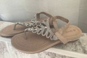Quiz Sandals