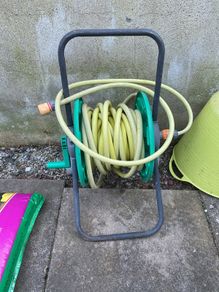 Garden hose reel