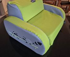 Chicco twist arm chair
