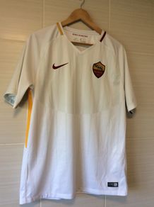 Roma Jersey. Season 2017/2018. Official Nike Jersey From 2017. Authentic Original From 2017.Not A Modern Day Remake.
