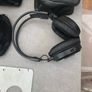 Roof mounted DVD system with 5 sets of Bluetooth Headphones Image 2
