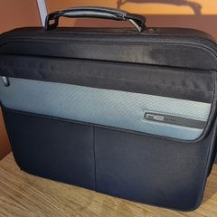 Belkin NE Business Briefcase