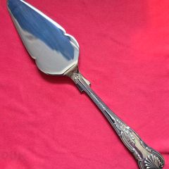 Newbridge silver cake server EPNS A1