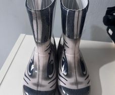 Demar wellies size 22-23 toddler