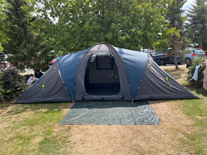 6 Person Tent