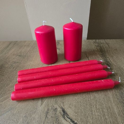 6 red candles Christmas