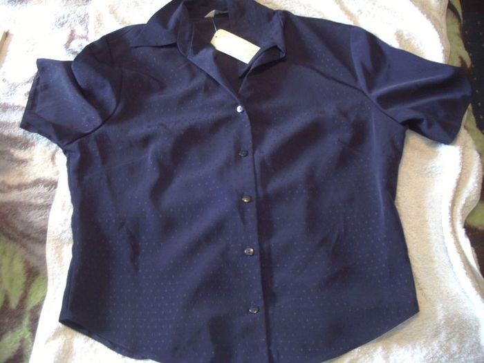 ladies navy blouse
