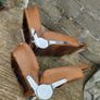 2002 seats complete with head rests . For parts or recovering. Image 2