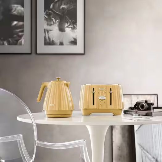 Yellow Gold Kettle and Toaster Set