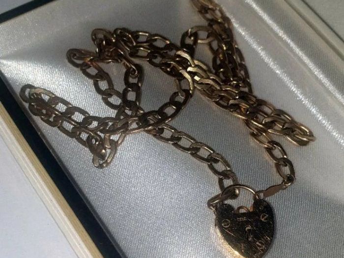 Pristine Vintage 9ct Gold UNIDOR Jailers Chain 20"