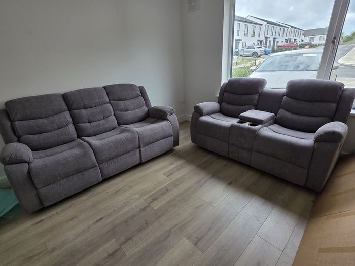 New Sorrento Full Recliner Sofa Sets