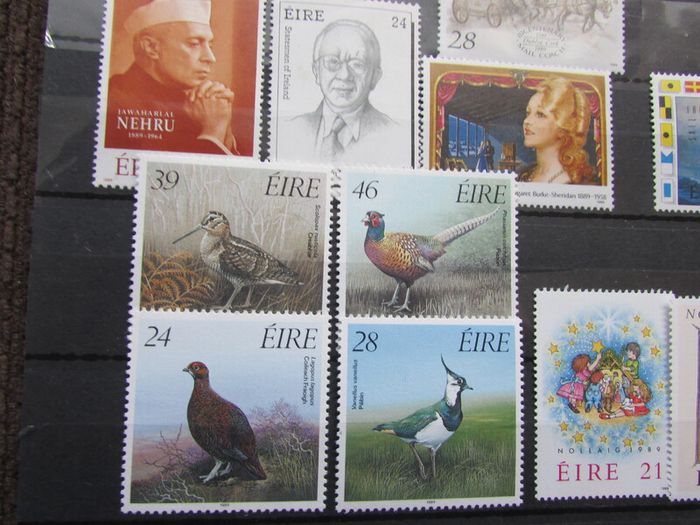 Ireland 1989 Complete Stamp year Issue.29 stamps,all Mint Never Hinged.