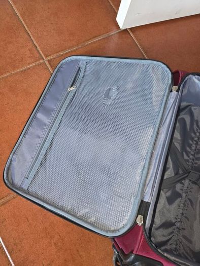 Cabin suitcase