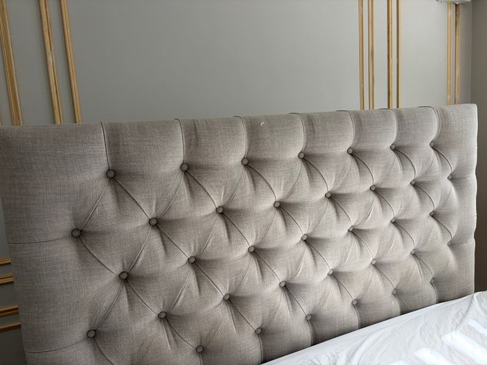 5ft headboard and base and lockers