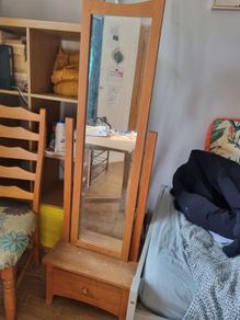 standing mirror
