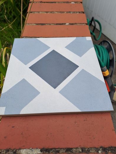 FREE Havana White Cross Porcelain Tiles