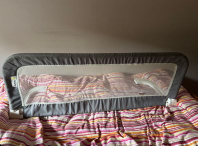 Bed rail