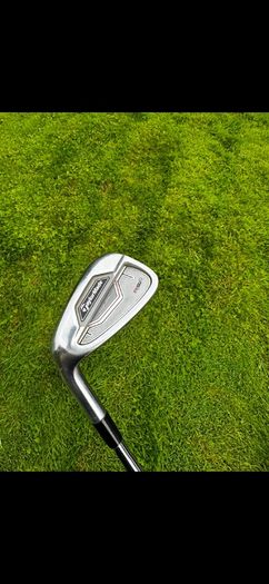 Taylormade rsi2 irons (left handed)