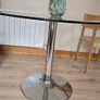 Glass dining table Image 2