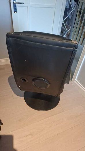 Gaming chair