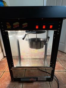 Popcorn Machine 5kg/hr Black with Heat Lamp