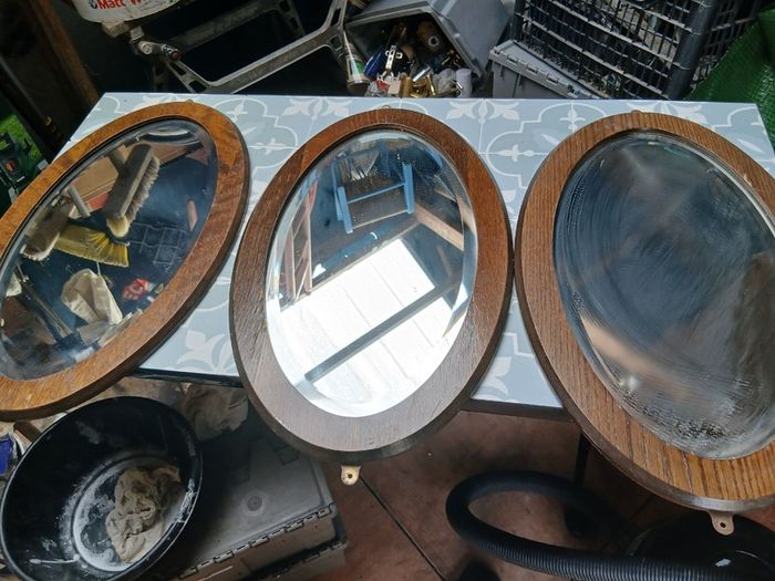 Oval wall mirrors