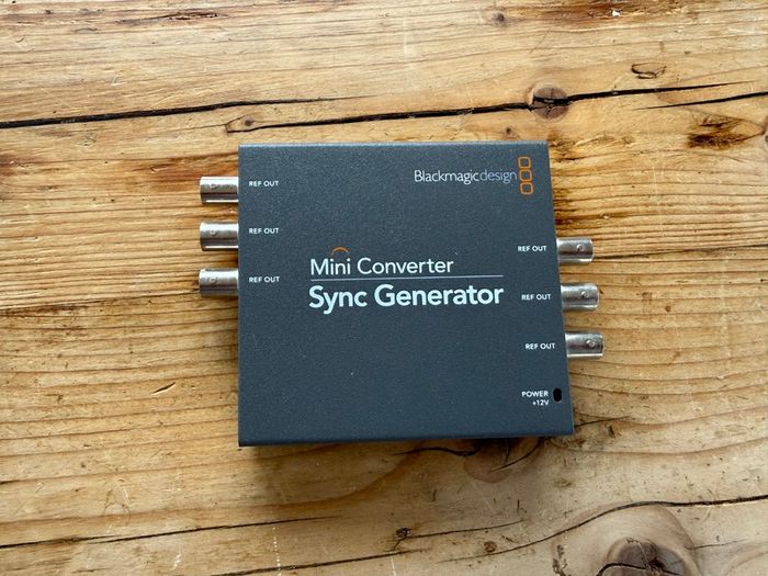 Blackmagic Mini Converter Sync Generator