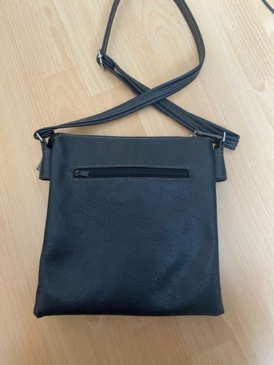 Beautiful ladies shoulder crossbody handbag with adjustable shoulder strap
