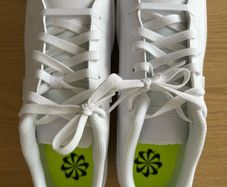 Nike court royale
