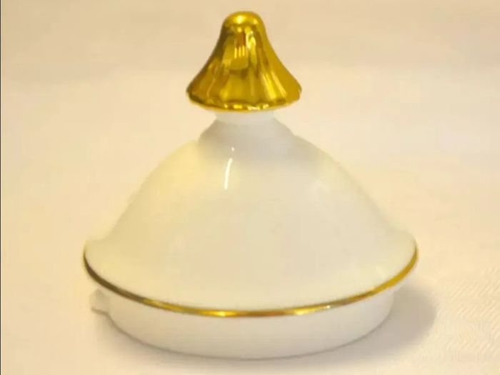 Pristine Vintage Royal Doulton "Sandon" Coffee Pot