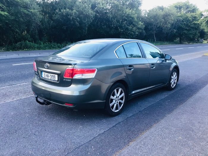 2010 Toyota Avensis