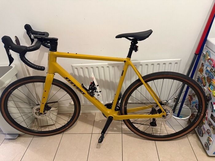 Gravel bike