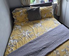 Bed and mattress