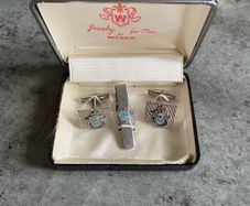 Cuff link & tie bar set