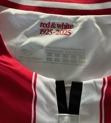 Brentford 2025/26 Home Joma Shirt 2XL