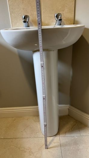 Bathroom Pedestal Basin / Sink with Taps