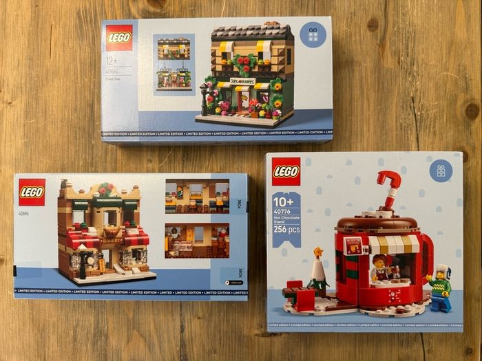 Lego - Various Limited Edition Buildings