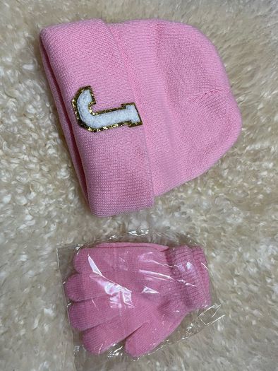 Bernie Hat Girls