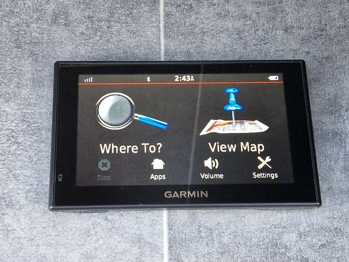 Garmin Nuvi  2599 LMT-D Sat Nav with extras