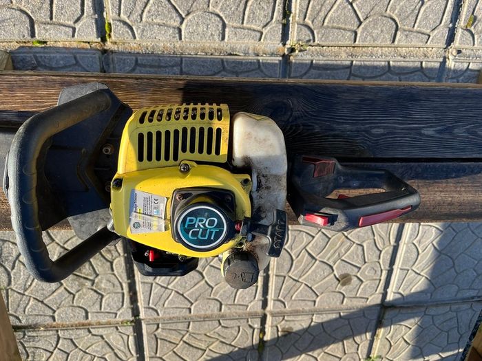 Hedge trimmer