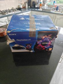 PSVR 1, Need gone, comes with Gran Turismo